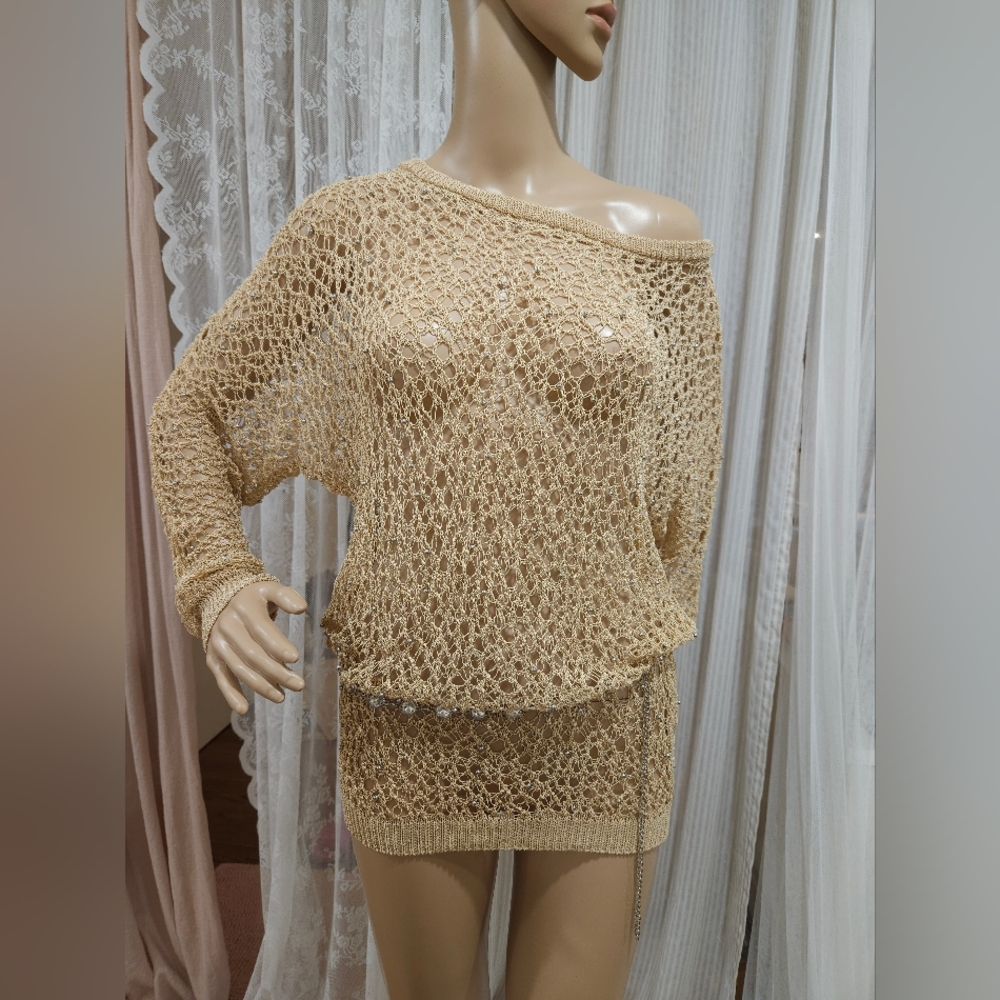 POMPOM BALL APPLIQUE OPEN KNIT TOP BY ZARA